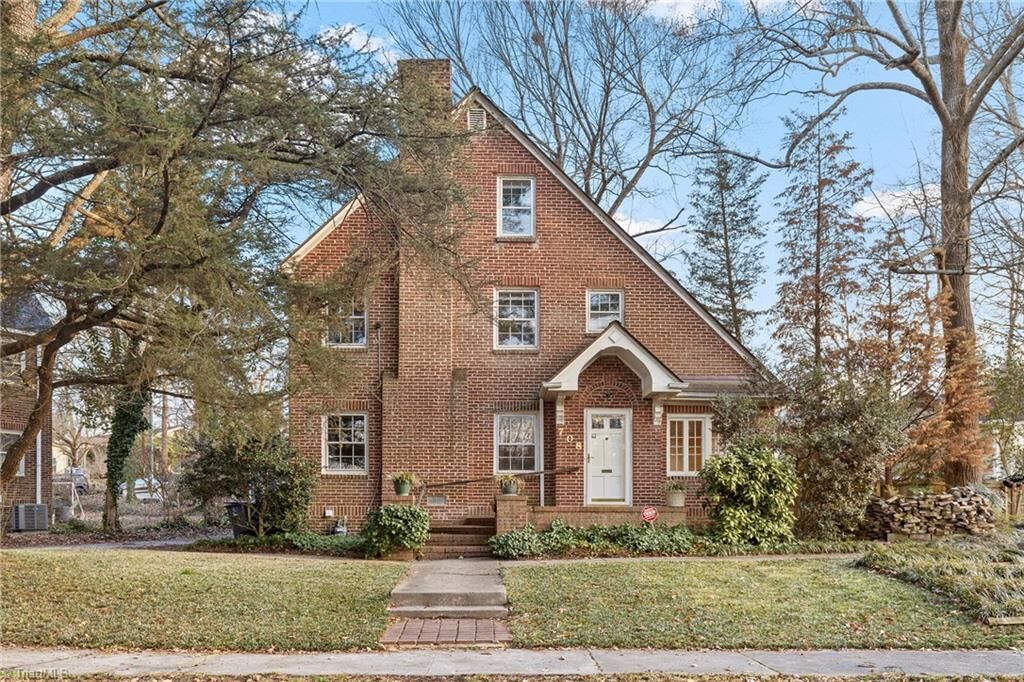 Property Photo:  708 E Lake Drive  NC 27401 