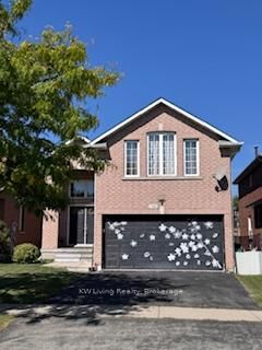 Property Photo: 7481 Doverwood Drive ON L5N 6N2