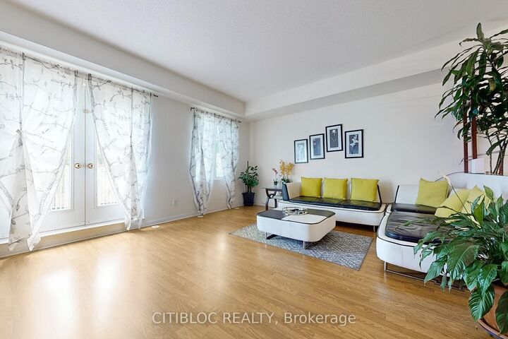 Property Photo:  3029 Finch Avenue W 13  ON M9M 0A2 