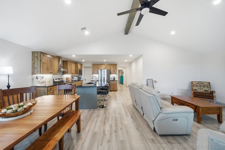 Property Photo:  5820 Coldspring Lane  OK 74006 