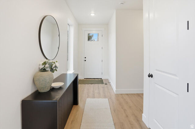 Property Photo:  4320 S 615 E  UT 84107 