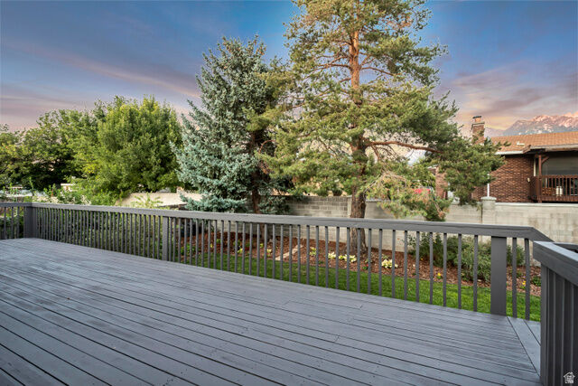 Property Photo:  10889 S Granite Dr E  UT 84094 