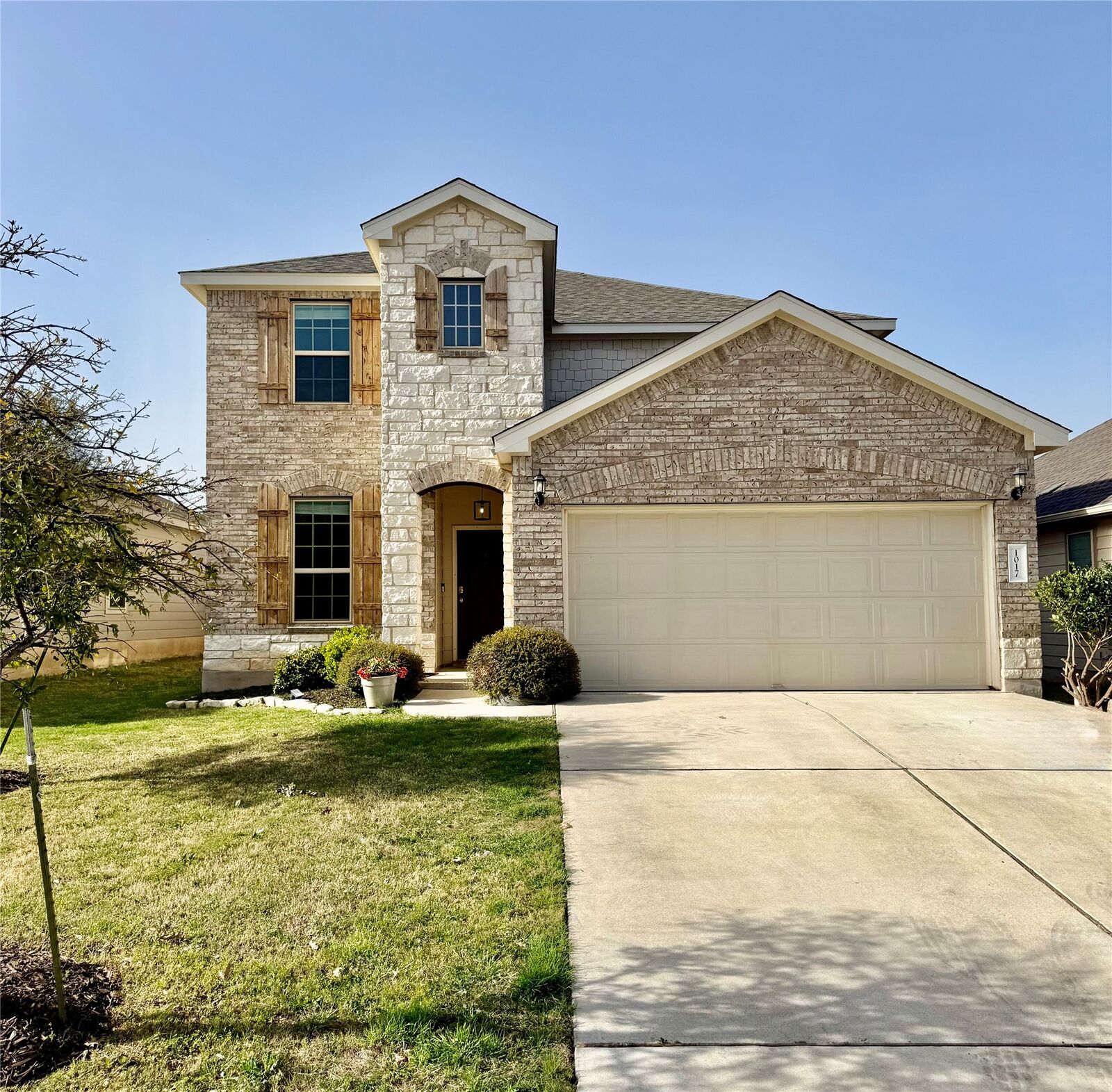 Property Photo:  1017 Cliffbrake Way  TX 78626 