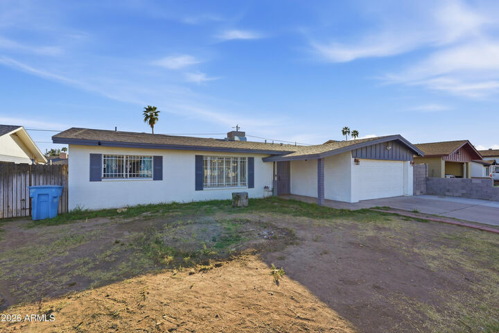 Property Photo: 4045 W Montebello Avenue AZ 85019