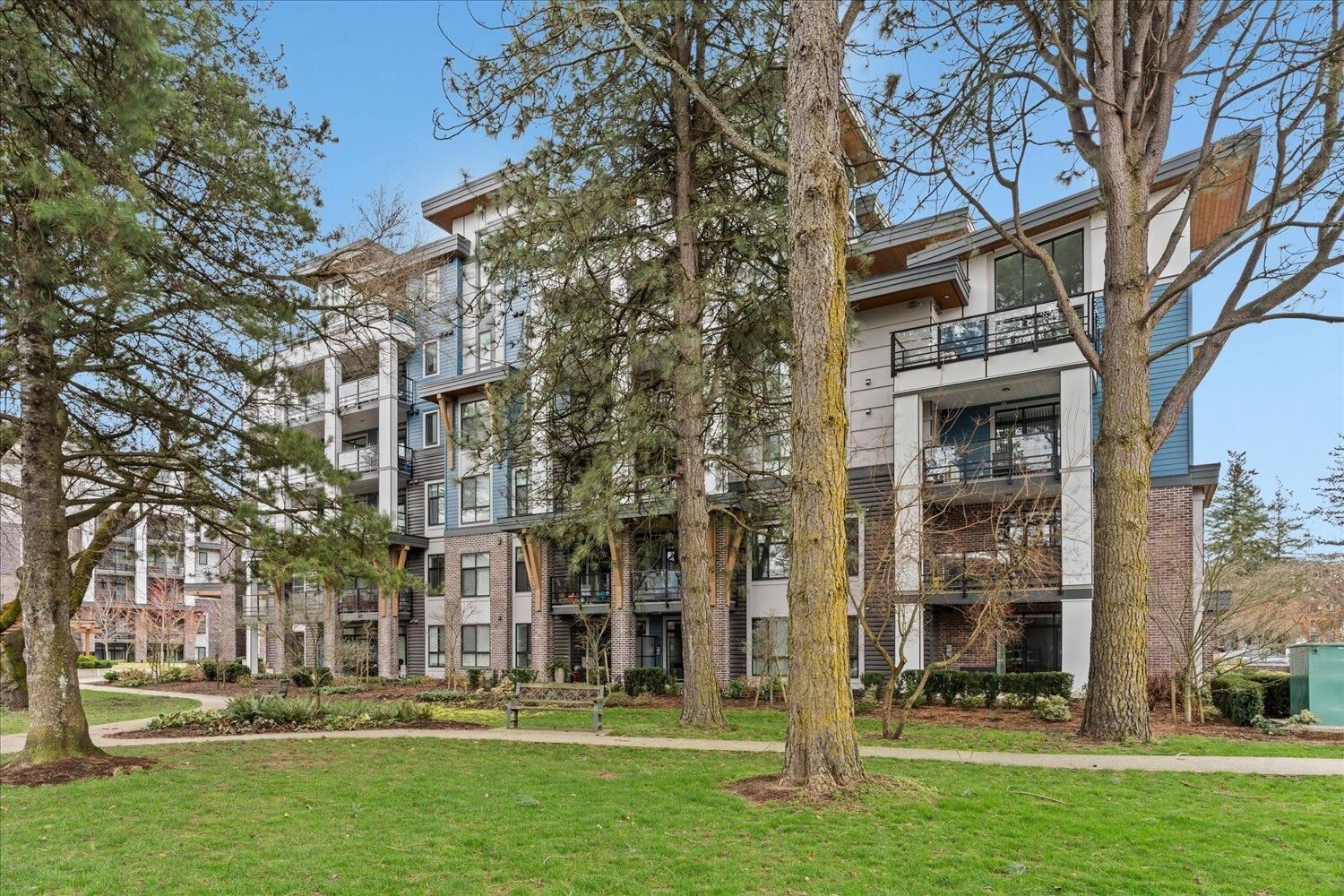 Property Photo: 45500 Market Way 503 BC V2R 6G5