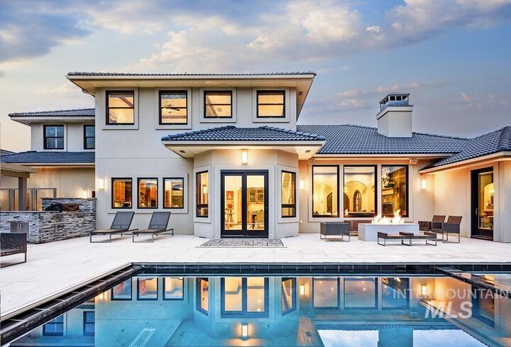 Property Photo:  547 E Orion Ct  ID 83702 