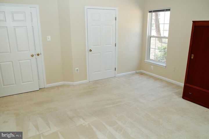 Property Photo:  7532 Coxton Court B 122  VA 22306 