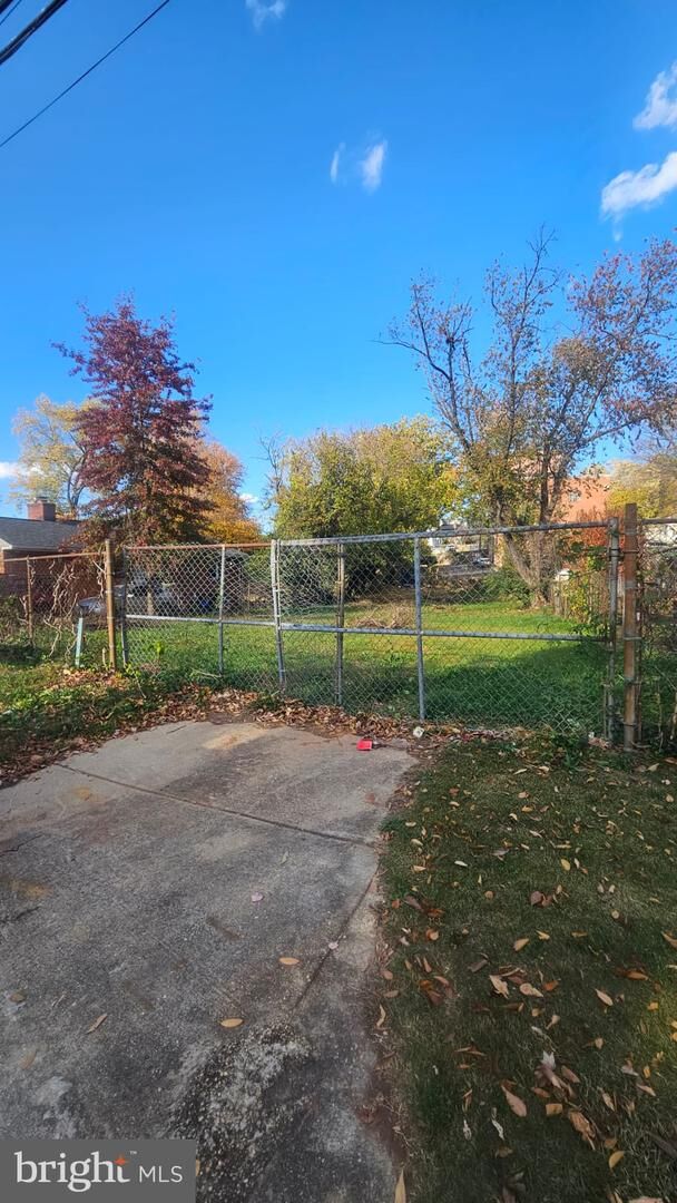 Property Photo:  5600 Newton Street  MD 20784 