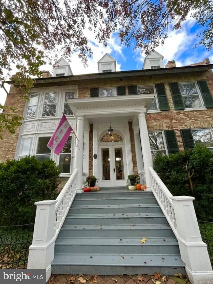 Property Photo:  217 W Boscawen Street  VA 22601 