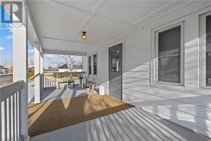 Property Photo:  186 Barber Street  ON P5E 1S4 