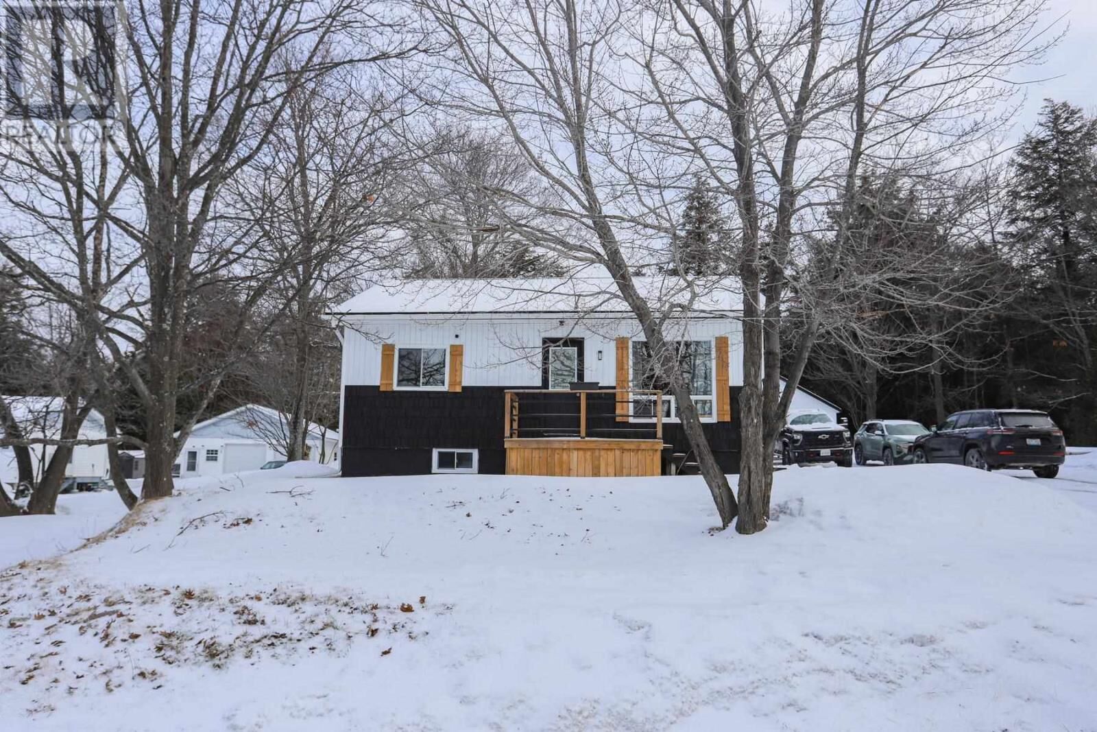 Property Photo:  1099 Centre St  ON P0R 1A0 