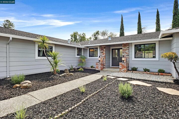 Property Photo:  5174 Jomar Dr  CA 94521 