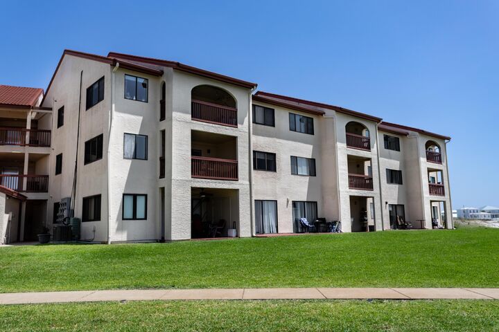 Property Photo:  7453 Sunset Harbor Drive 2-107  FL 32566 