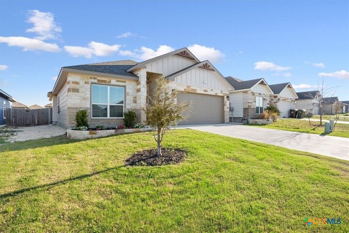 Property Photo:  1418 Curlew Lane  TX 76502 