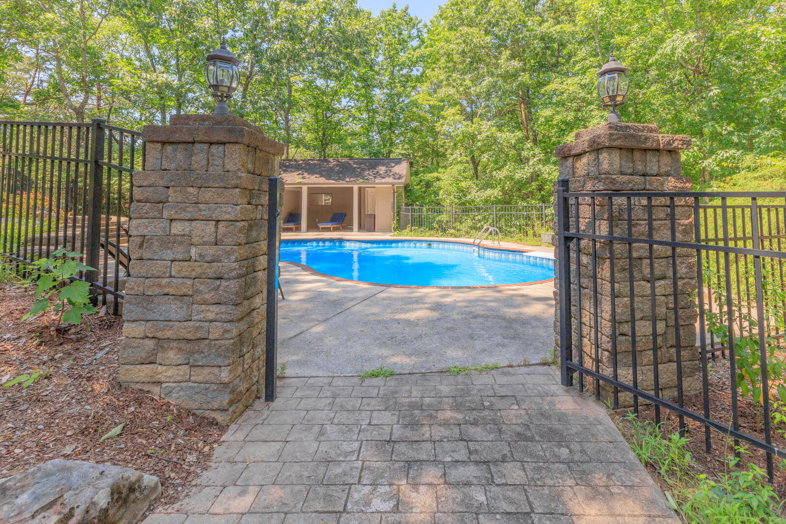 Property Photo: 1558 Powder Springs Circle GA 30725