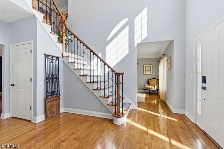 Property Photo:  26 Fox Hollow Way  NJ 07821 