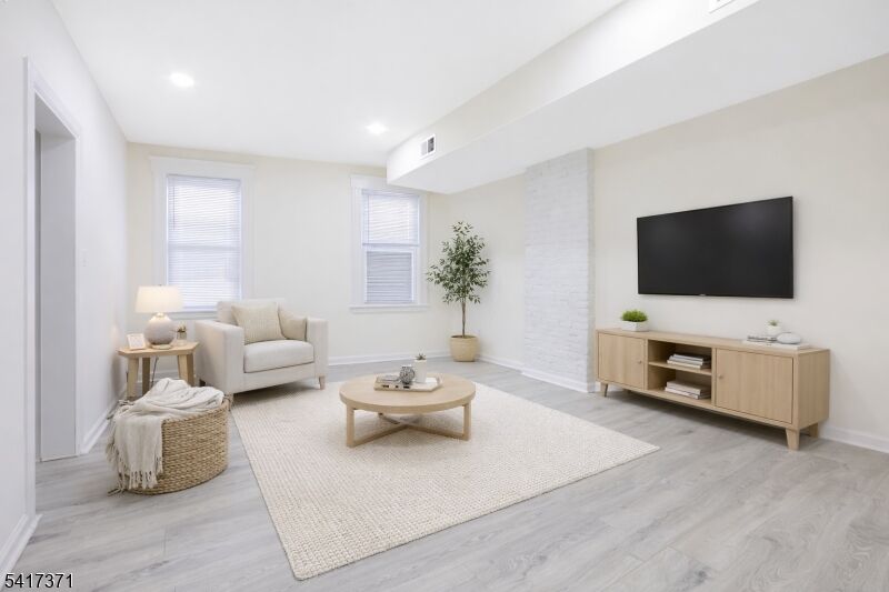 Property Photo:  88 Devon St  NJ 07032 