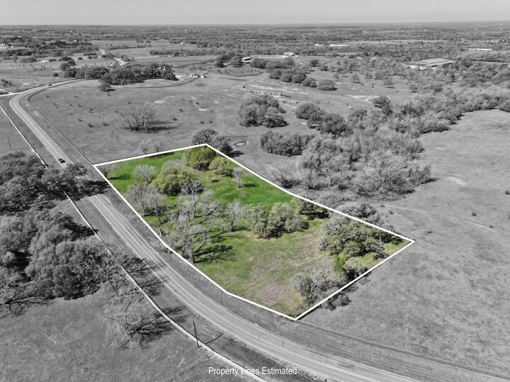 Property Photo:  1800 Fm 390 W  TX 77833 