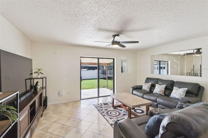 Property Photo:  1346 Quintuplet Drive  FL 32707 