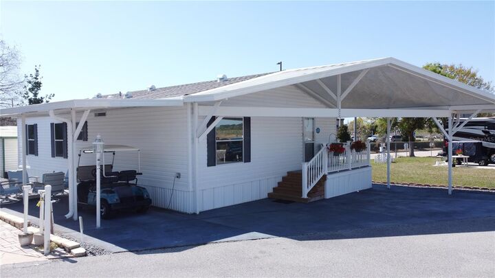 Property Photo:  251 Patterson Road I3  FL 33844 