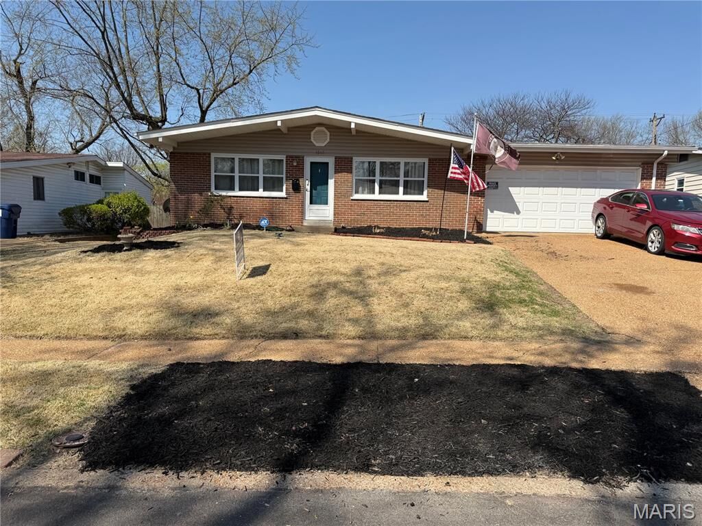 Property Photo:  1345 Hialeah Place  MO 63033 