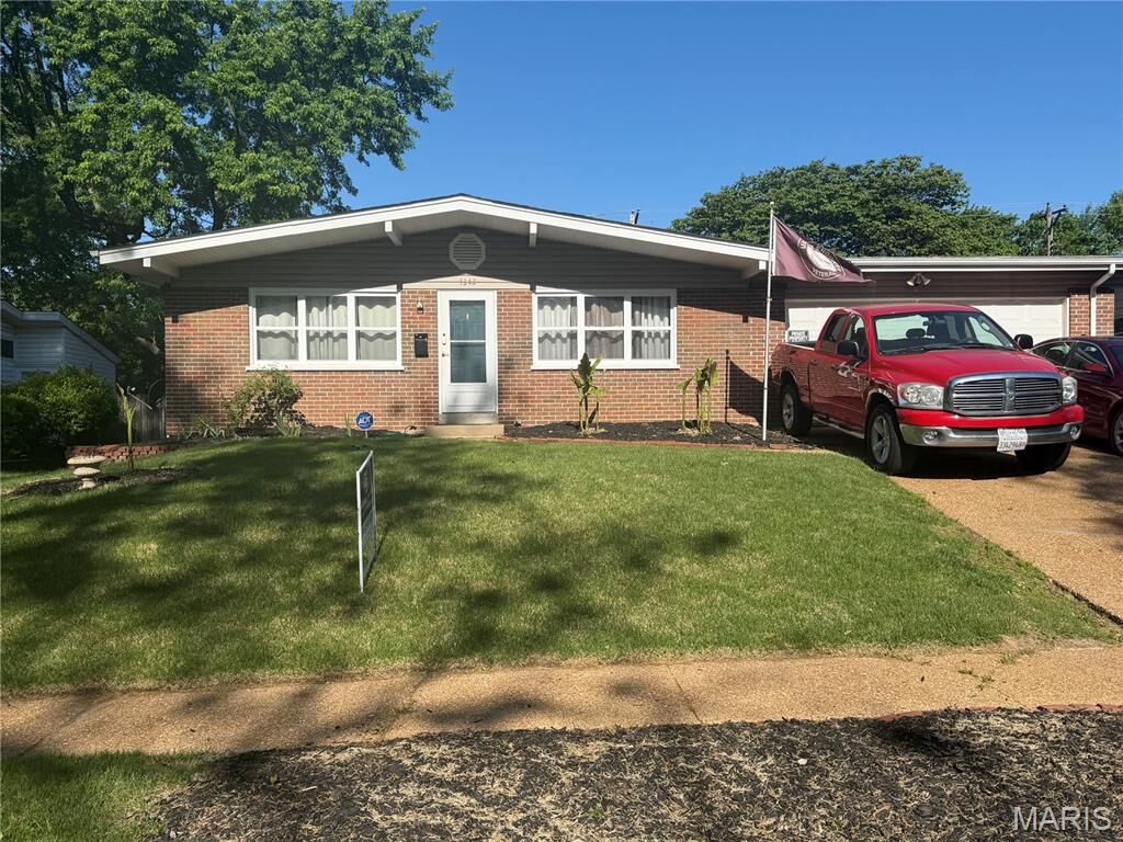 Property Photo:  1345 Hialeah Place  MO 63033 