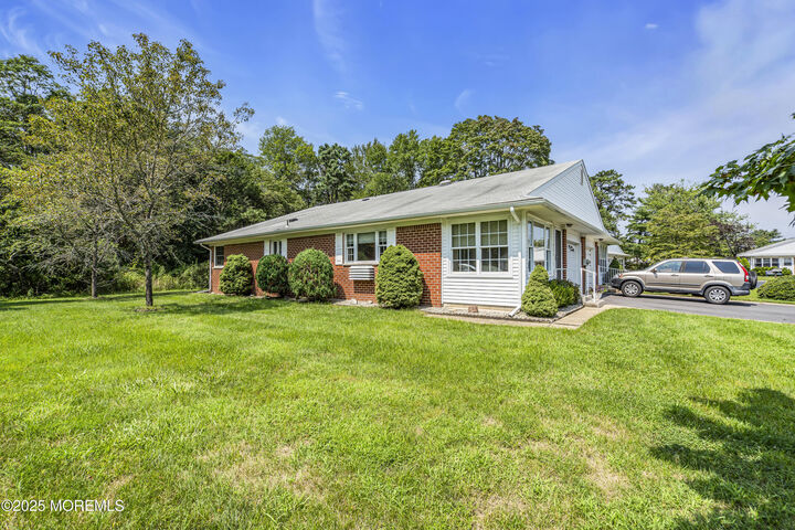 Property Photo:  614 Willow Lane  NJ 08759 