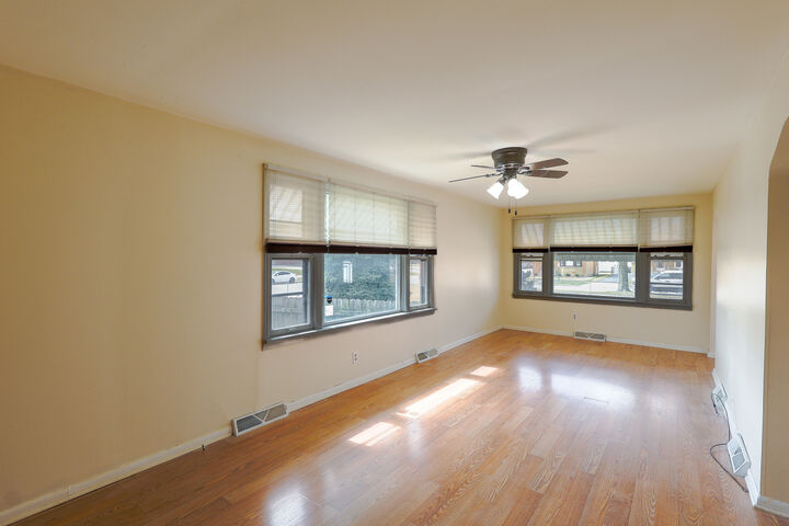 Property Photo: 2405 Erie Street IL 60171
