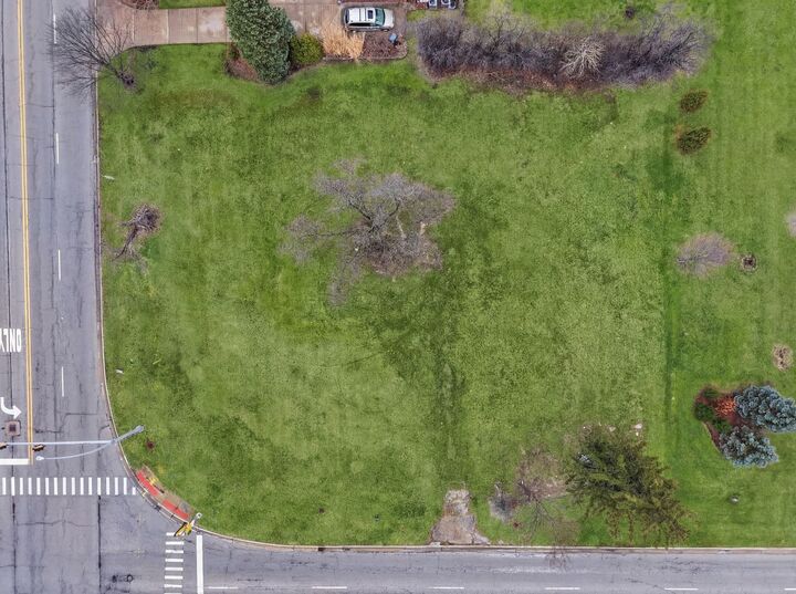 Property Photo:  3103 York Road  IL 60523 