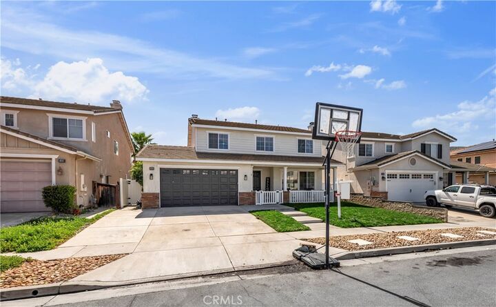 Property Photo: 23831 Cloverleaf CA 92562