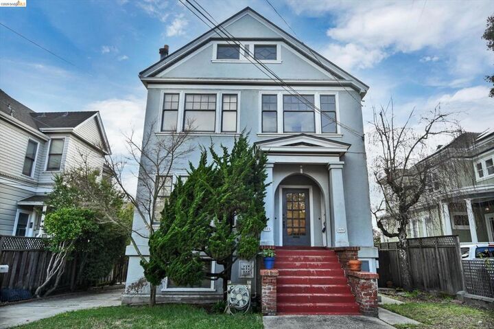 Property Photo: 1822 Clinton Ave CA 94501