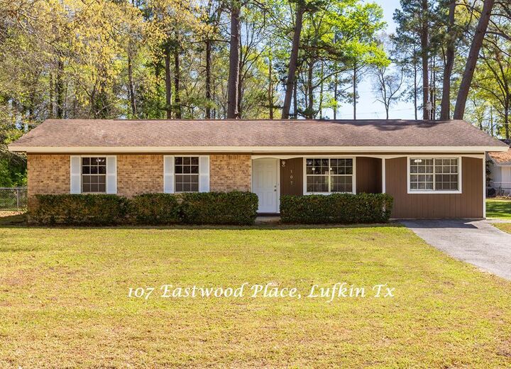 Property Photo:  107 Eastwood Place  TX 75901 
