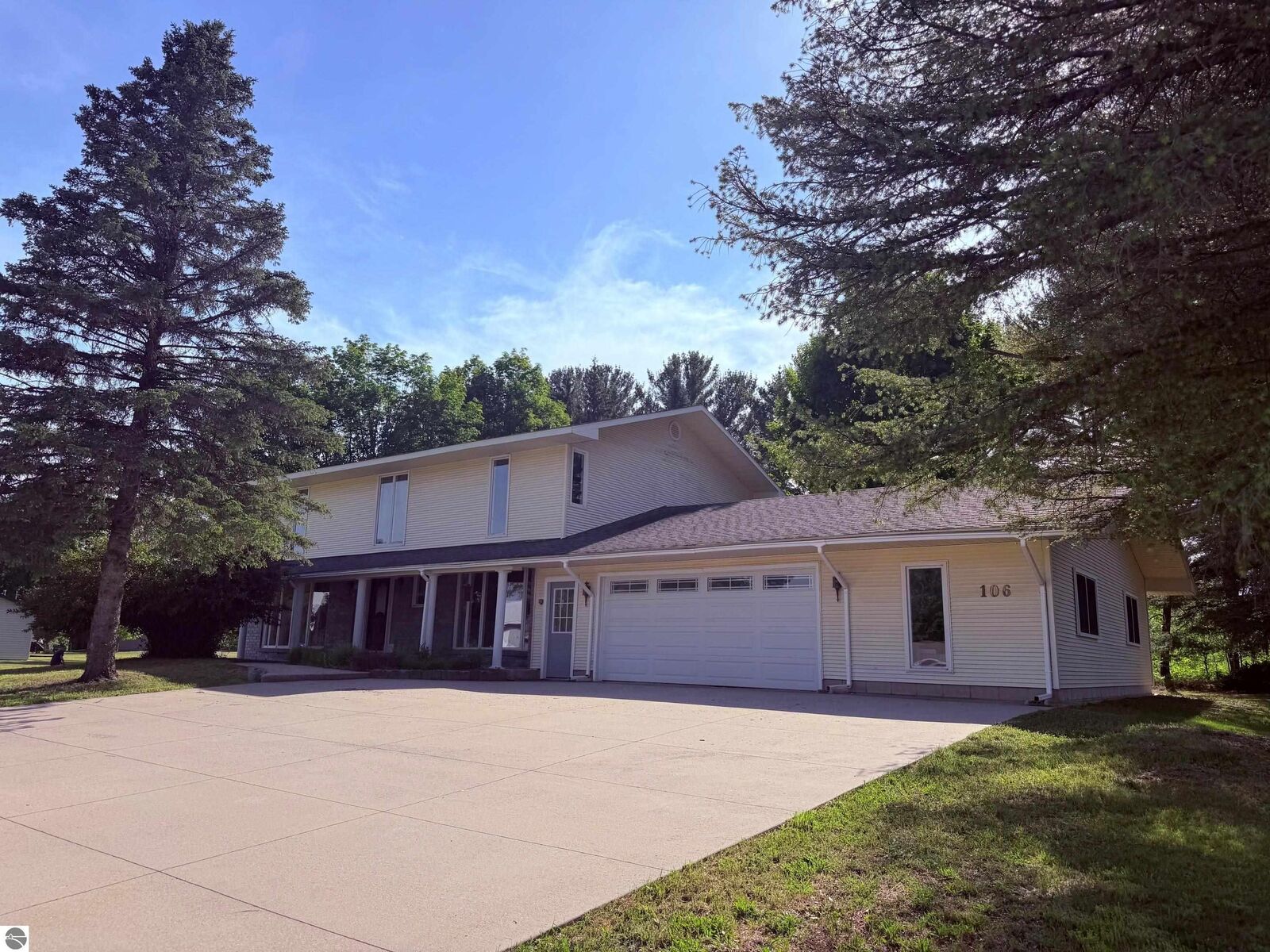 Property Photo:  106 Pearl Street  MI 49649 