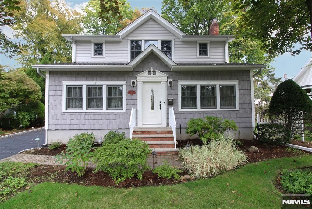 Property Photo:  314 Knickerbocker Road  NJ 07670 