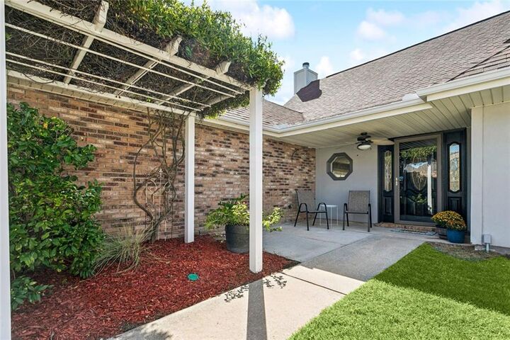 Property Photo: 100 Southern Star Drive LA 70458