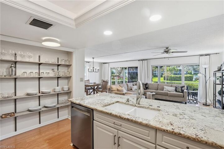 Property Photo:  3300 Binnacle Dr 102  FL 34103 