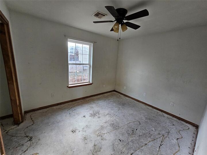 Property Photo: 416 E Washington Street OK 74873
