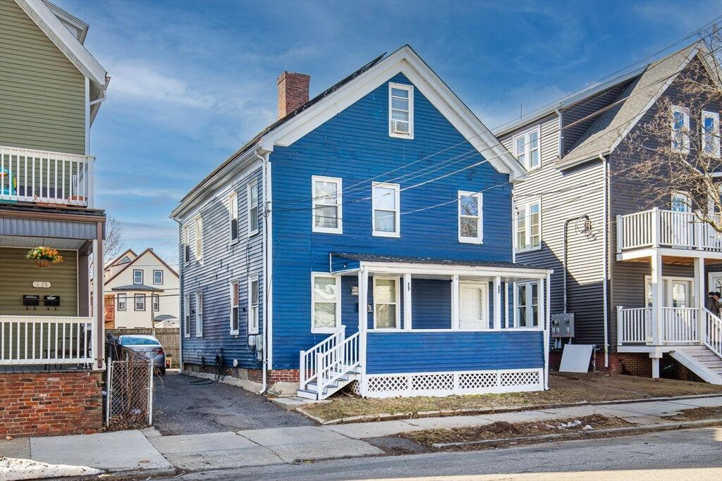 Property Photo:  34 Grove St  MA 01905 