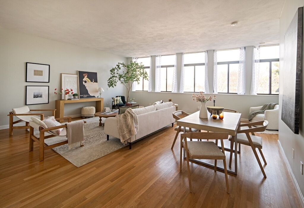 Property Photo: 99 Gove St 14 MA 02128
