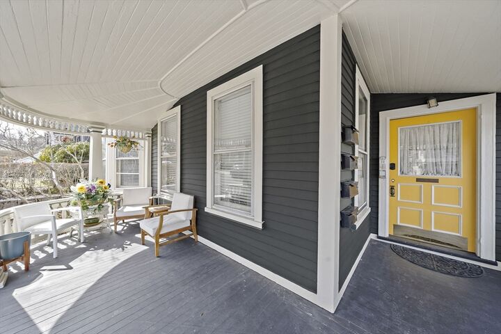 Property Photo:  21 Cushing Ave 1  MA 02125 