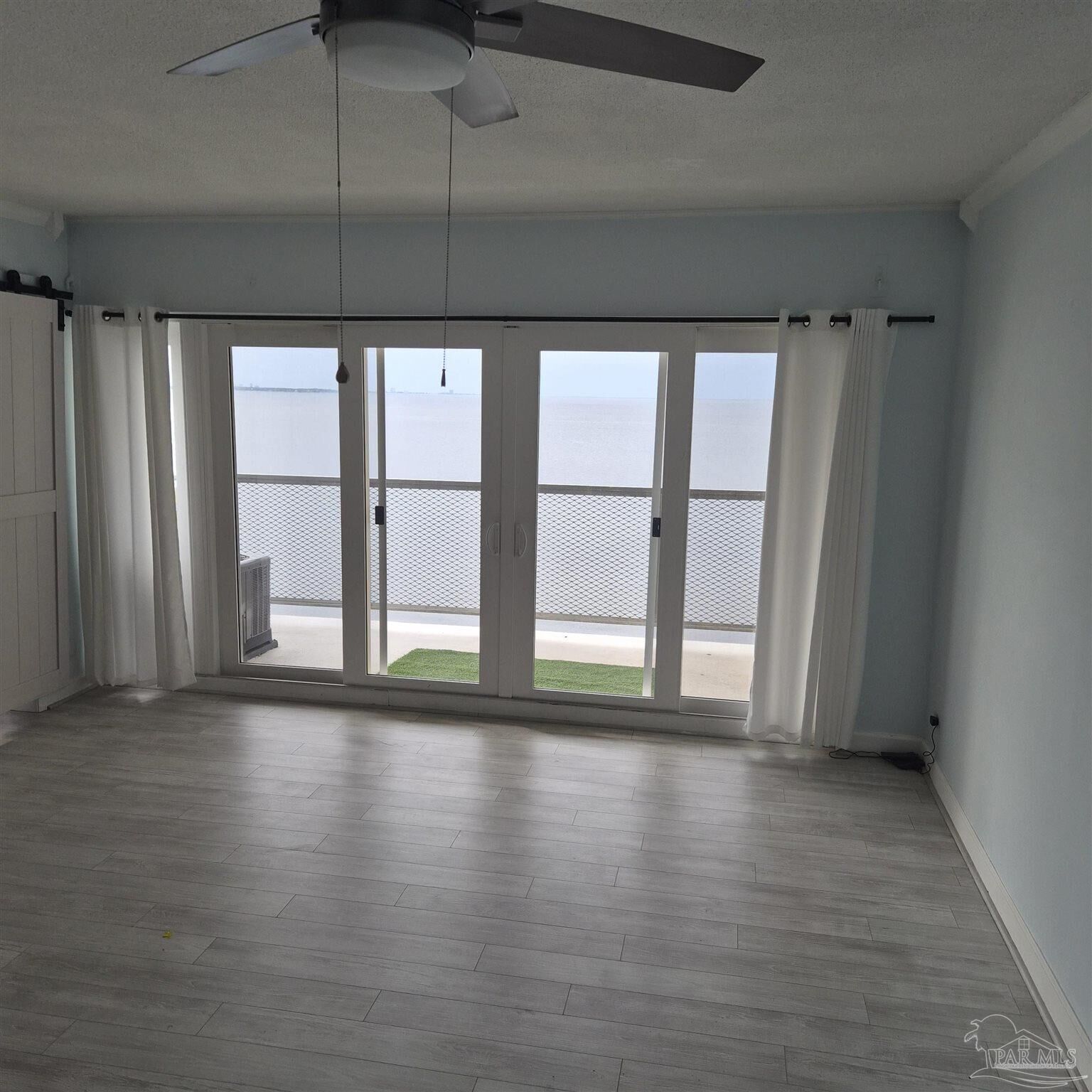 Property Photo: 825 Bayshore Dr 808 FL 32507
