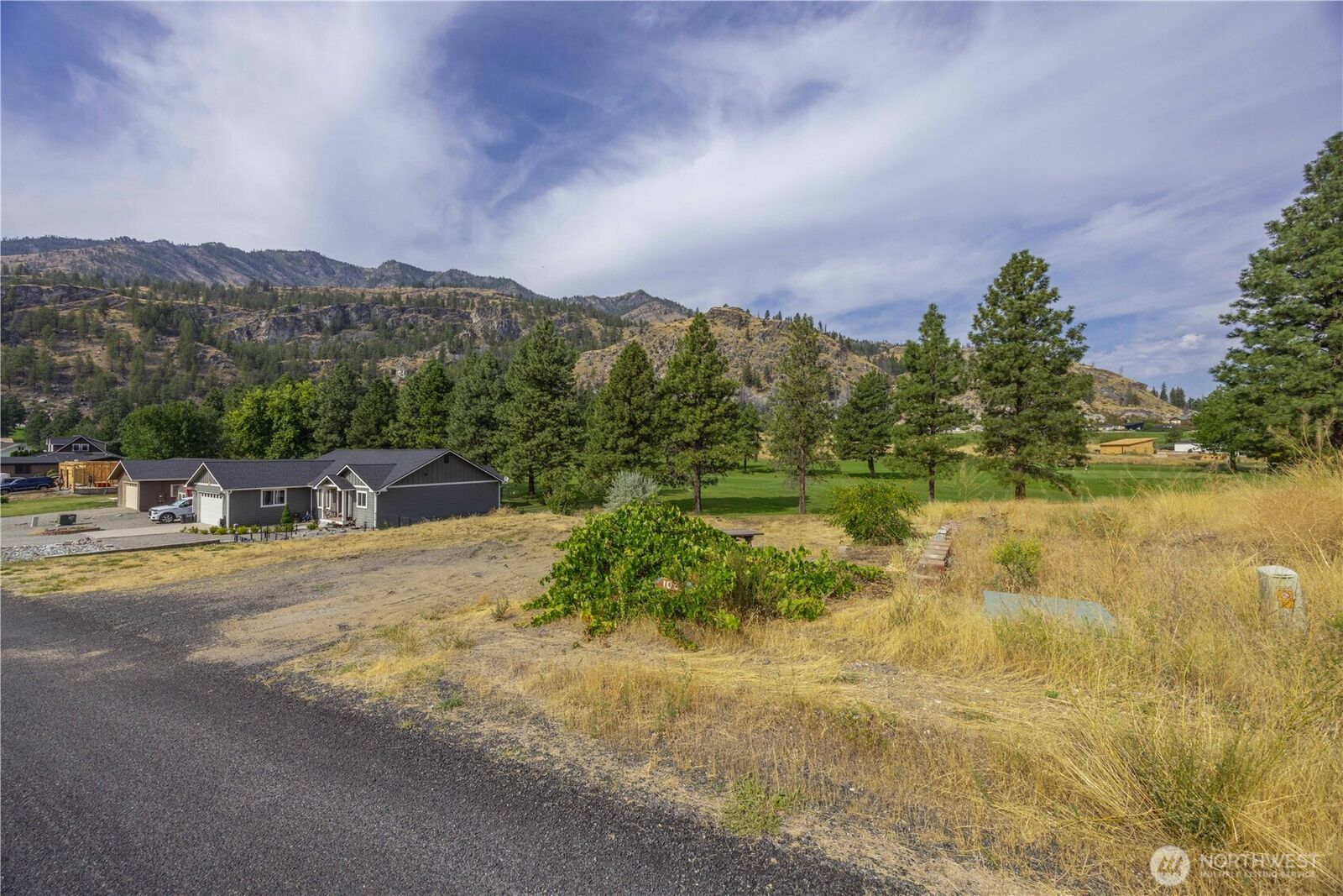 Property Photo:  103  Golf Course Dr.  WA 98846 