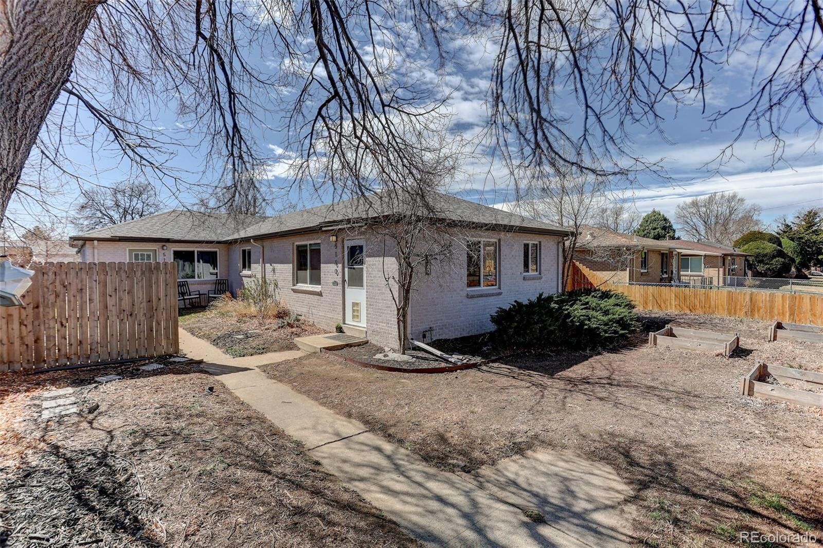 Property Photo:  5160 E 33rd Avenue  CO 80207 
