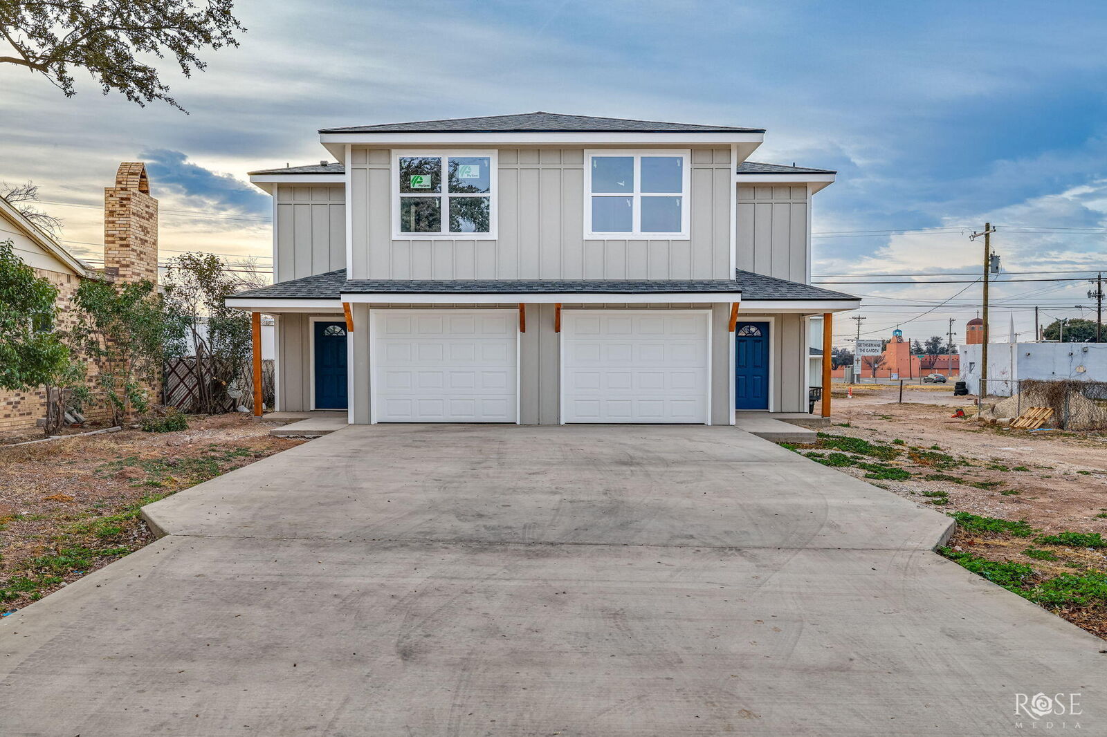 Property Photo:  215 W 19th Street  TX 76903 