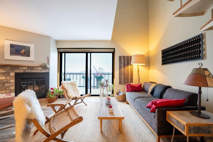 Property Photo: 404 South Blount Street 303 WI 53703