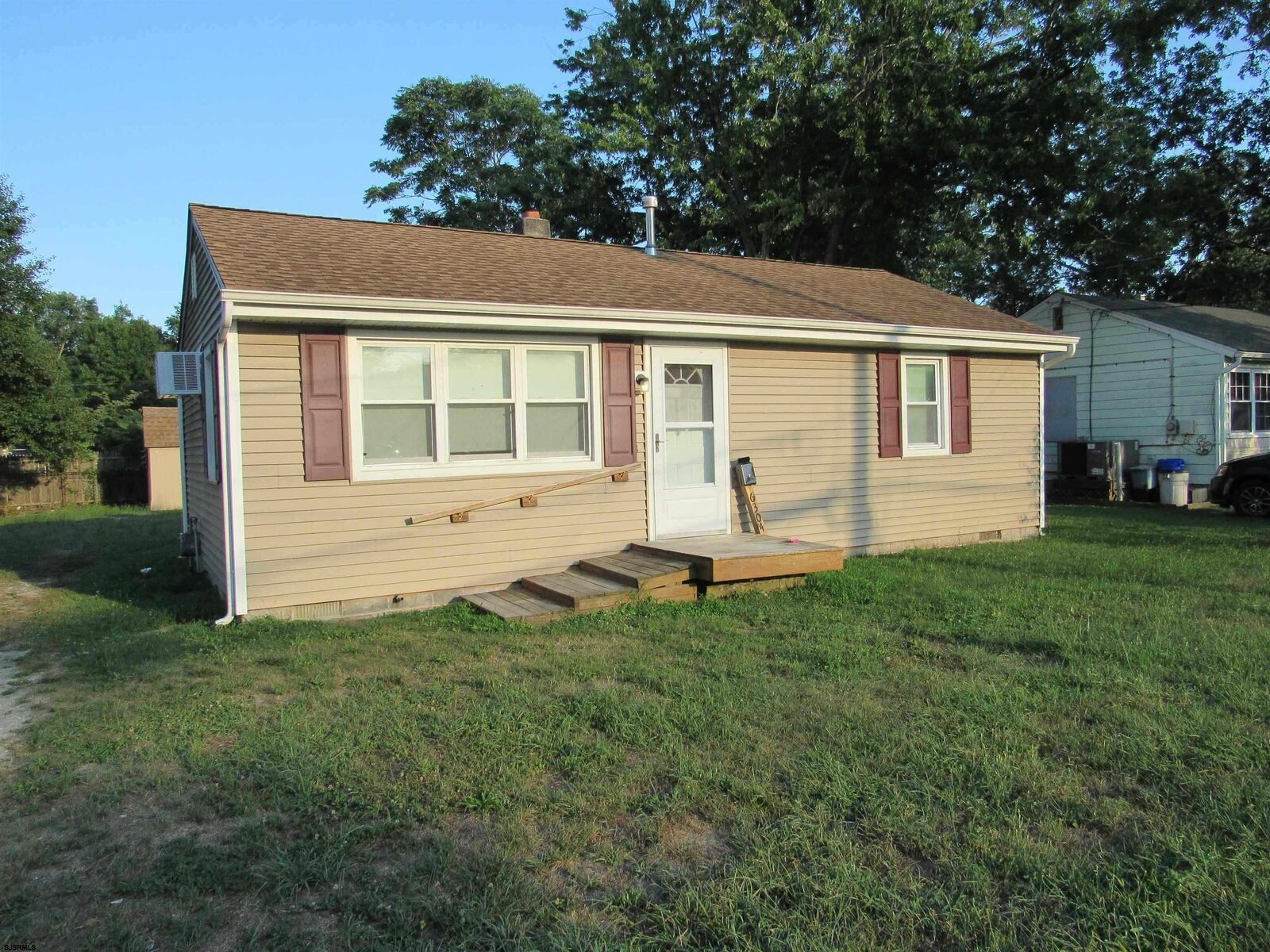 Property Photo:  6304 Quinn Ave  NJ 08330 