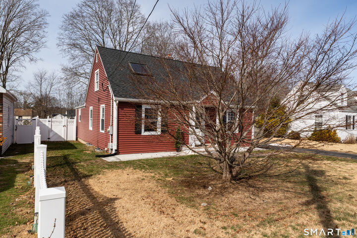 Property Photo:  12 Glenmoor Drive  CT 06512 