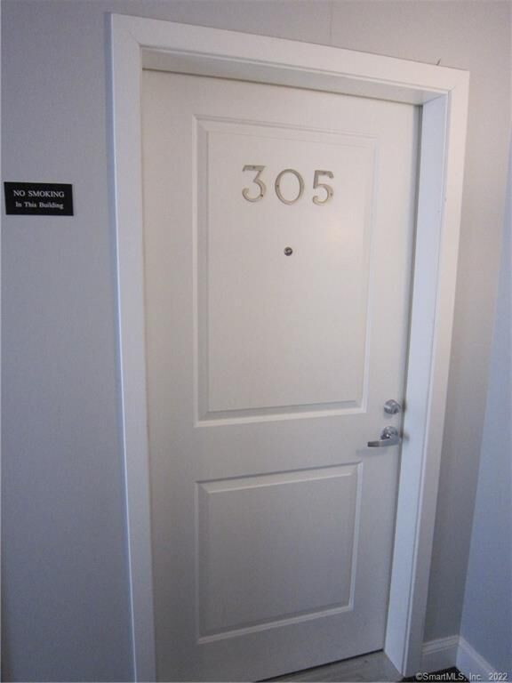 Property Photo:  947 Hope Street 305  CT 06907 