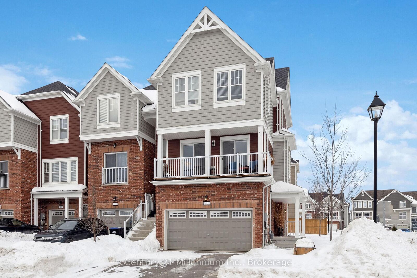 Property Photo:  33 Dunes Drive  ON L9Z 0J1 