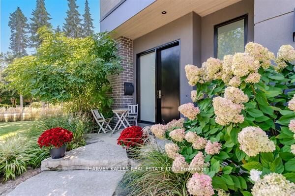 Property Photo: 3279 Lakeshore Road ON L7N 1A7